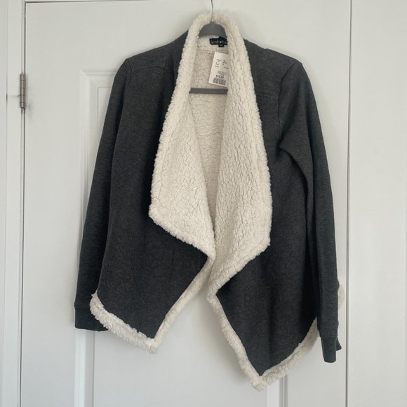 Derek Heart - Sherpa Cardigan Sweater - Size XS (NWT) - Picture 5 of 6